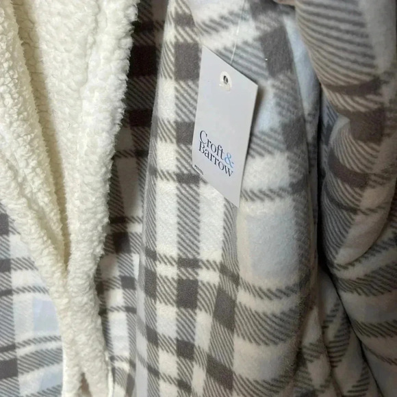 NWT ,sherpa lined  plaid jacket,open front  Large P ,Nwt PTP 22” - Picture 2 of 8